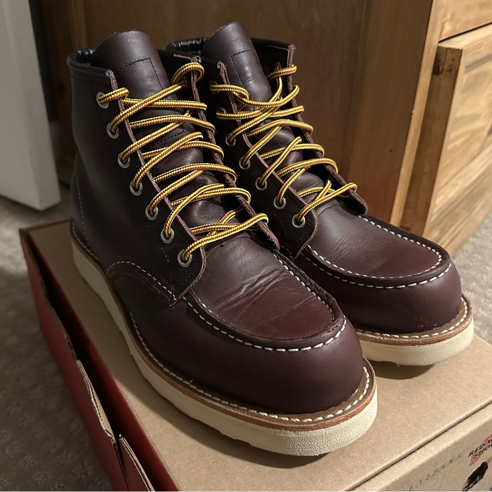 Men’s Red Wing Classic Moc Toe 8847 Boots Black Cherry Leather Size 7 worn once! - Picture 5 of 16